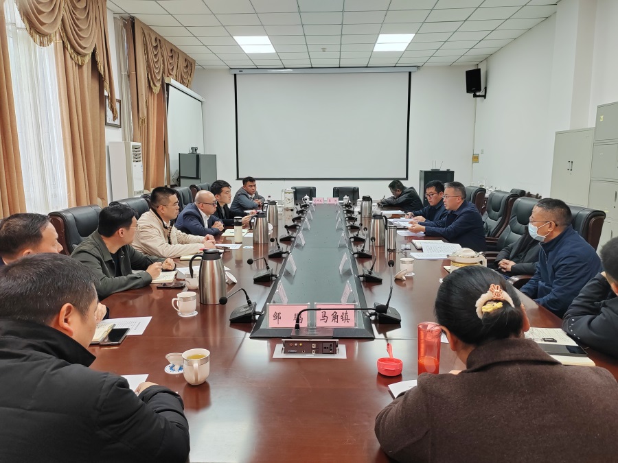 蜀道鐵路運維公司與江油工投集團(tuán)舉行工作座談.jpg