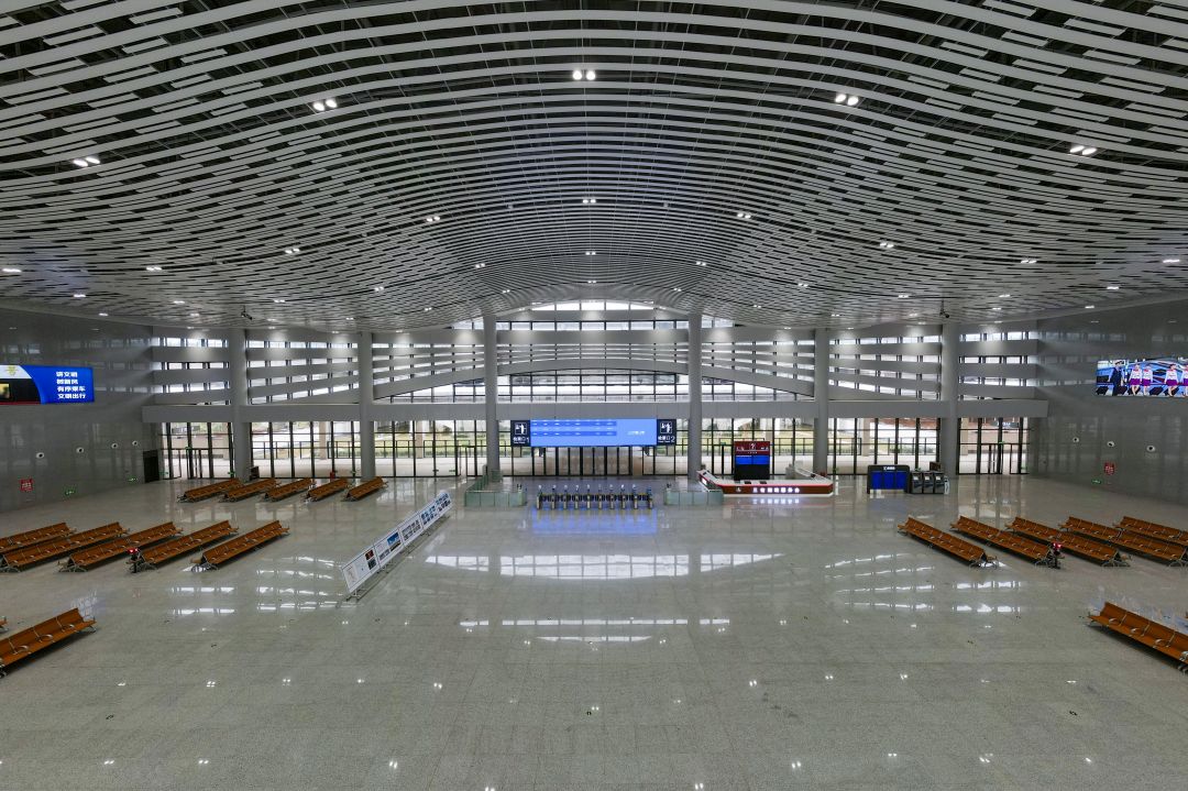 三岔湖站內.jpg